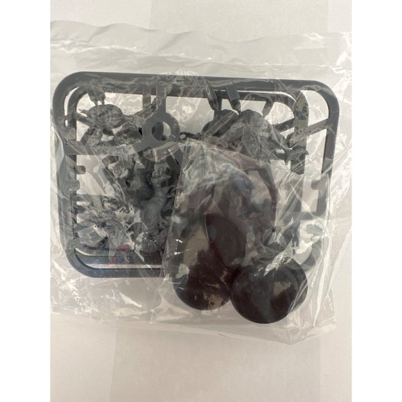 Forbidden Fortress Bone Eaters Energy Pack Figures Replacement SOB Sealed - Picture 2 of 2